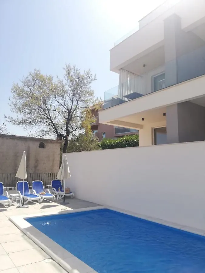 Villa Apartment Laganini Okrug Gornji